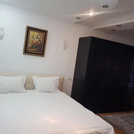 Apartment Mega Mall Monza National Arena *