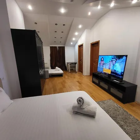 Mega Mall Monza National Arena Apartment